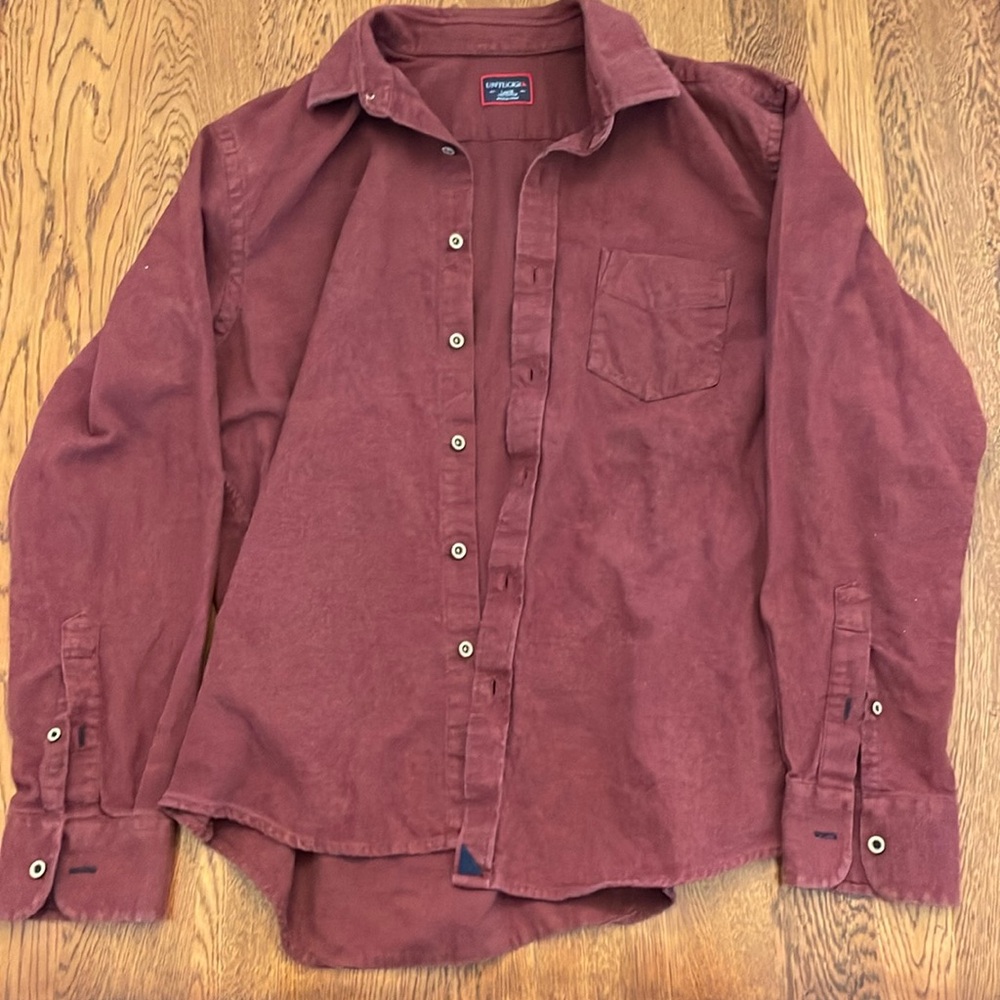 Men’s cotton button down